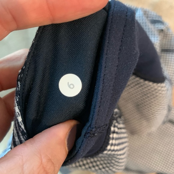 Lululemon Gingham leggings - Picture 2 of 4
